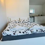 Bright Side Apartman *