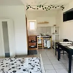 Apartman Bright Side