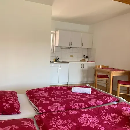 Bright Side Apartmán