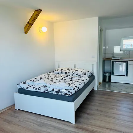 Bright Side Apartmán