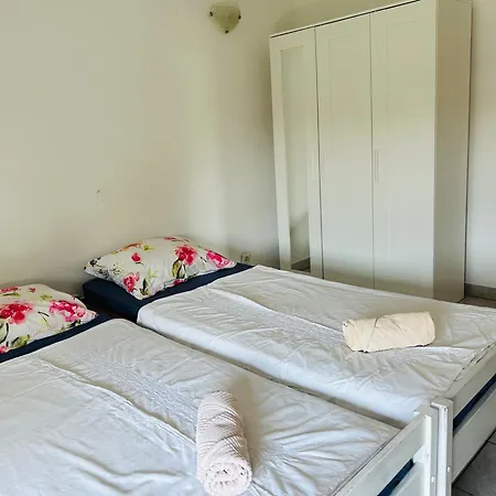 Apartman Bright Side *