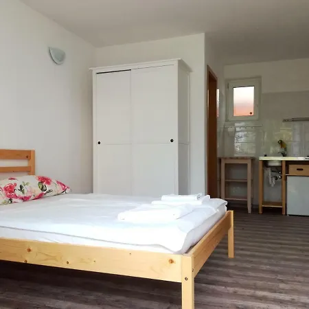Apartman Bright Side