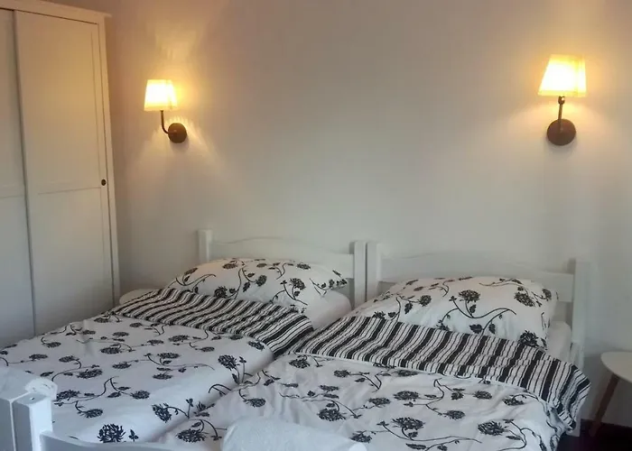 Bright Side Apartment *