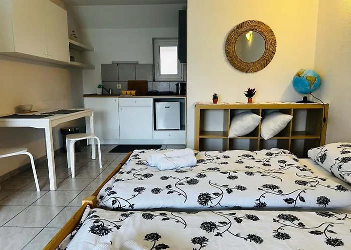 Bright Side * לובליאנה